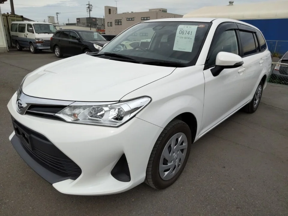 Toyota Corolla Fielder NZE164G 2021